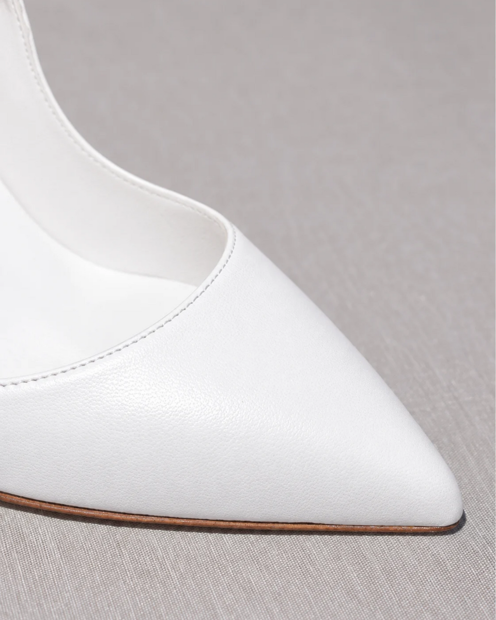Aesi White Pumps 120