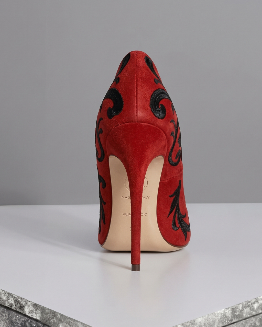 Arel Rouge Pumps 120