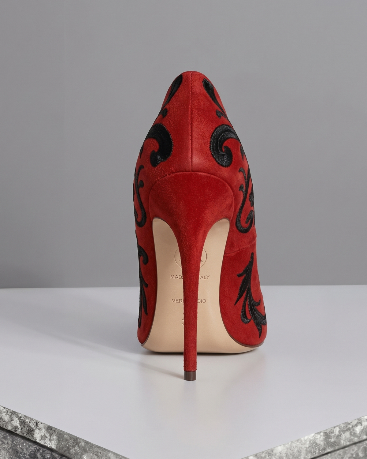 Arel Rouge Pumps 120