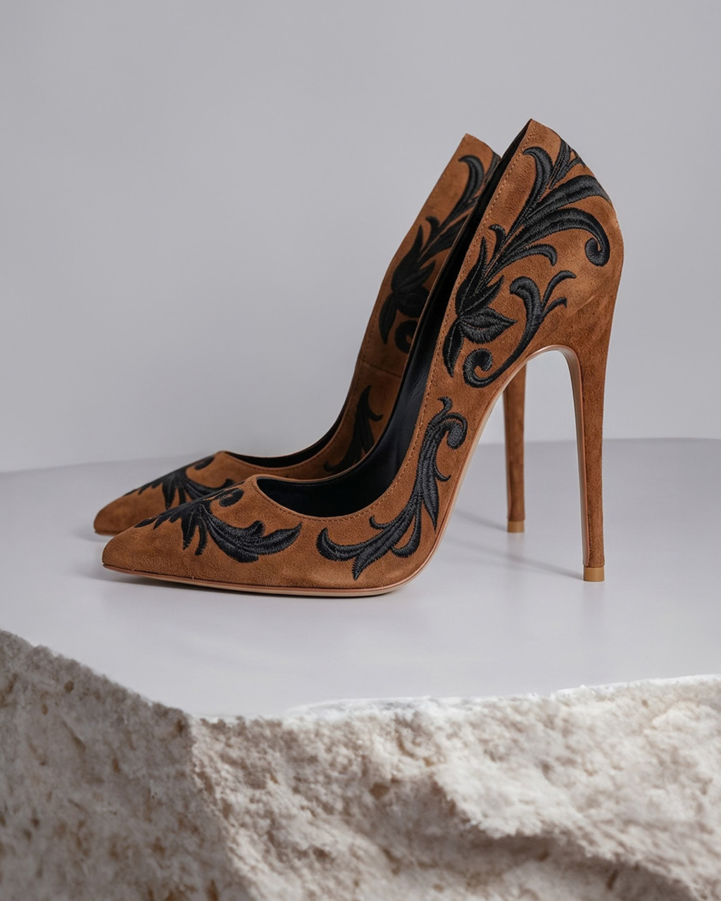Arel Brown Pumps 120
