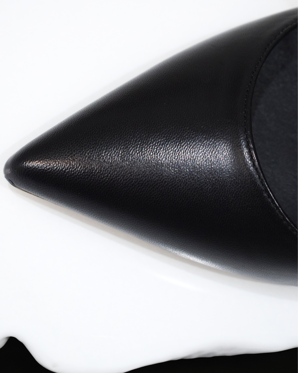 Aesi Noir Pumps 120